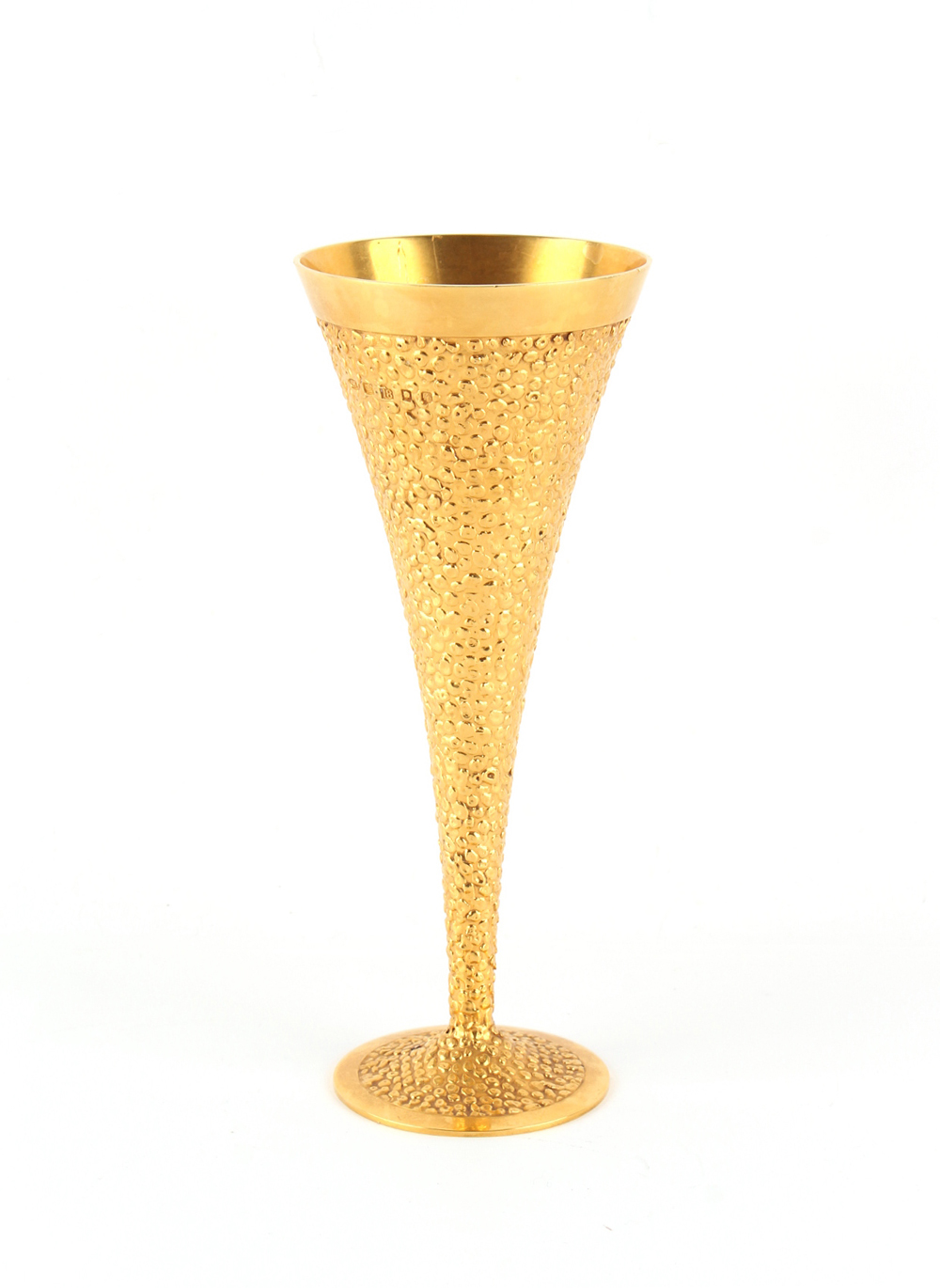 The Stuart Devlin gold goblet sold for £13,000 at Semley’s final sale of 2022