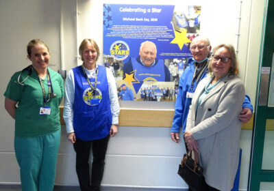 Dr Anna Barton, Emma Fortescue and Keith Noble with Michael Beck’s daughter Jane Brine at the unveiling of the artwork in the hospital