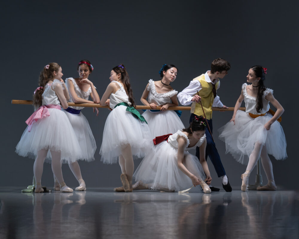 Foyer de danse Picture: Wiltshire Creative/Ballet Central