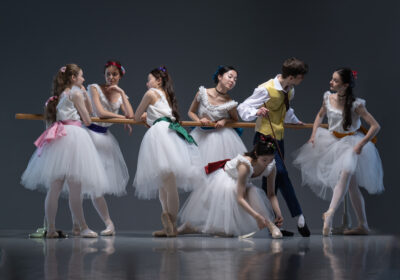 Foyer de danse Picture: Wiltshire Creative/Ballet Central