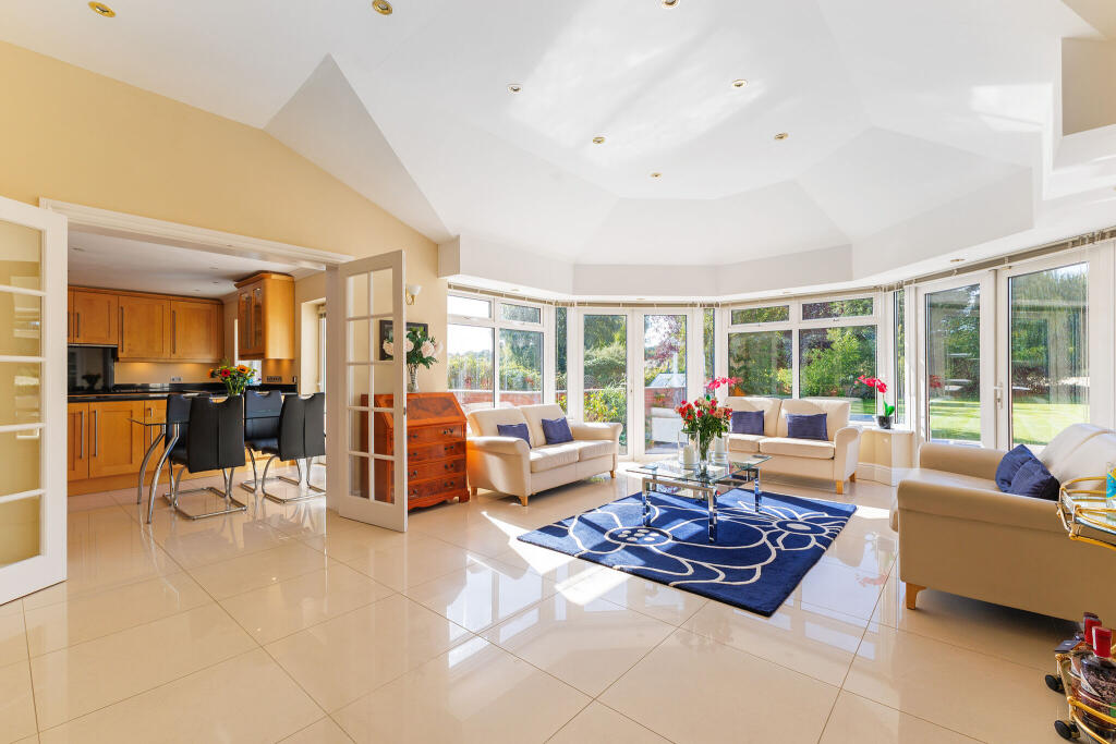 Pictures: Rightmove/Hamptons