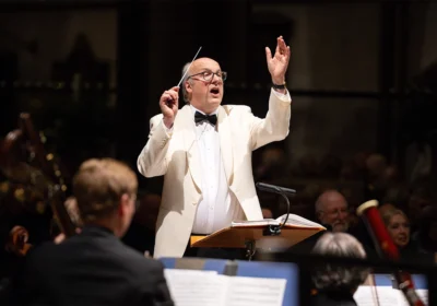 David Halls conducting Handel's Messiah at Salisbury Cathedral Picture: Salisbury Cathedral