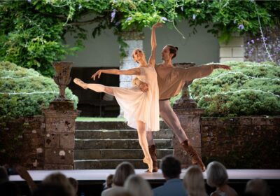 Julia Moskalenko and Stanislav Olshanskyi performing Forest Song