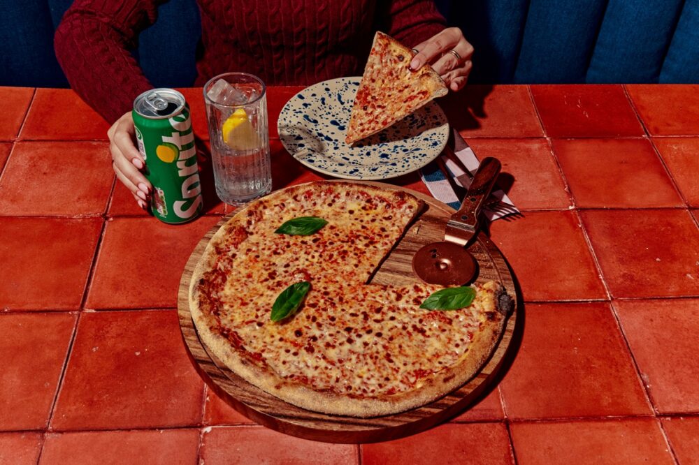 Zizzi classic pizza and soft drink